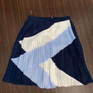 Navy accordion pleated skirt
